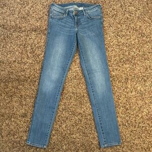 &Denim Super Skinny Low Waist Jeans